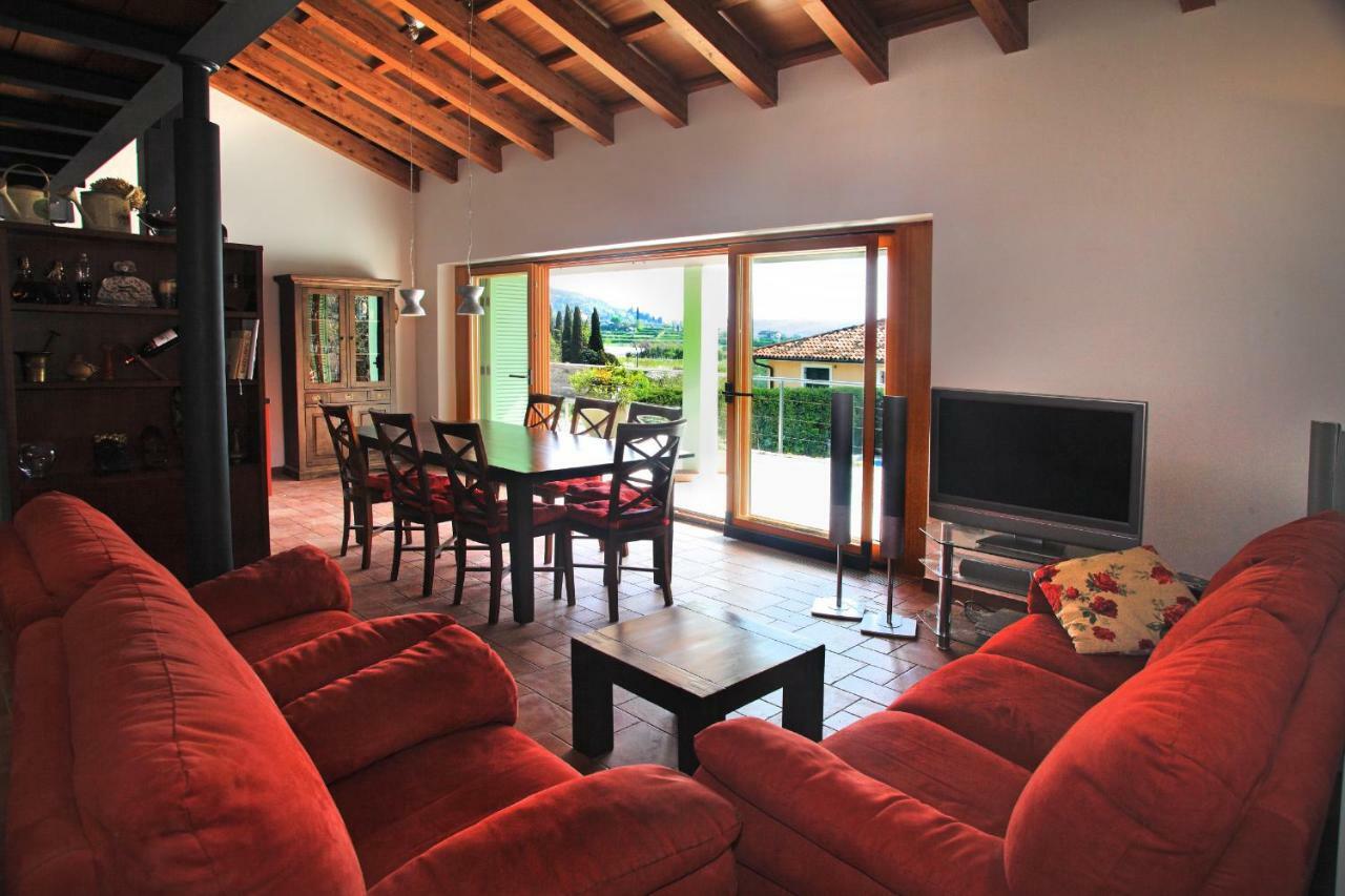 Spacious Villa In Parecag With A Swimming Pool Secovlje Luaran gambar