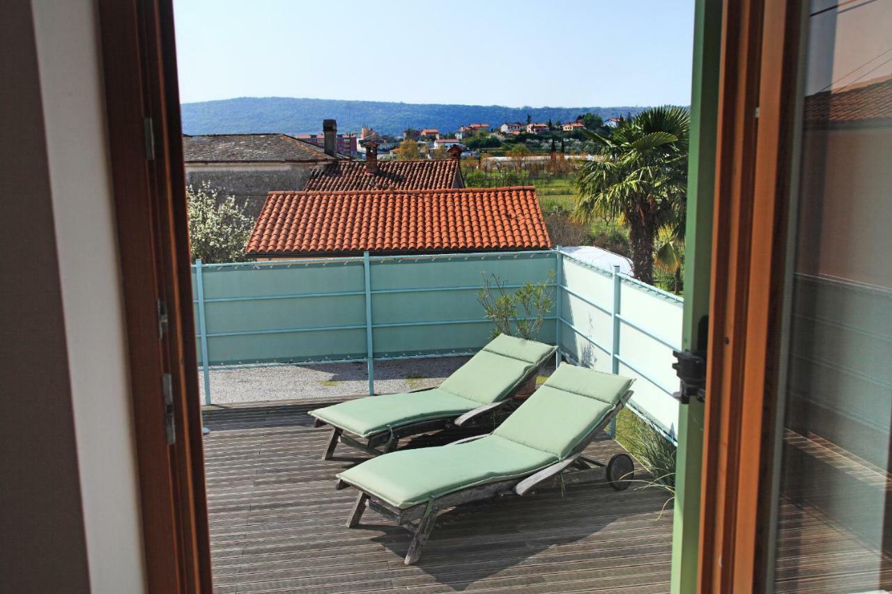 Spacious Villa In Parecag With A Swimming Pool Secovlje Luaran gambar